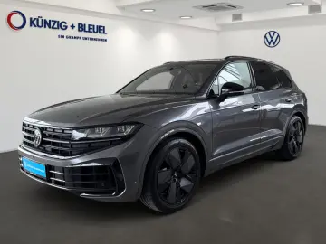 VW Touareg R 3.0TSI eHybrid  KAMERA DYNAUDIO