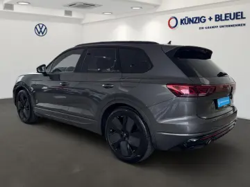 VW Touareg R 3.0TSI eHybrid  KAMERA DYNAUDIO