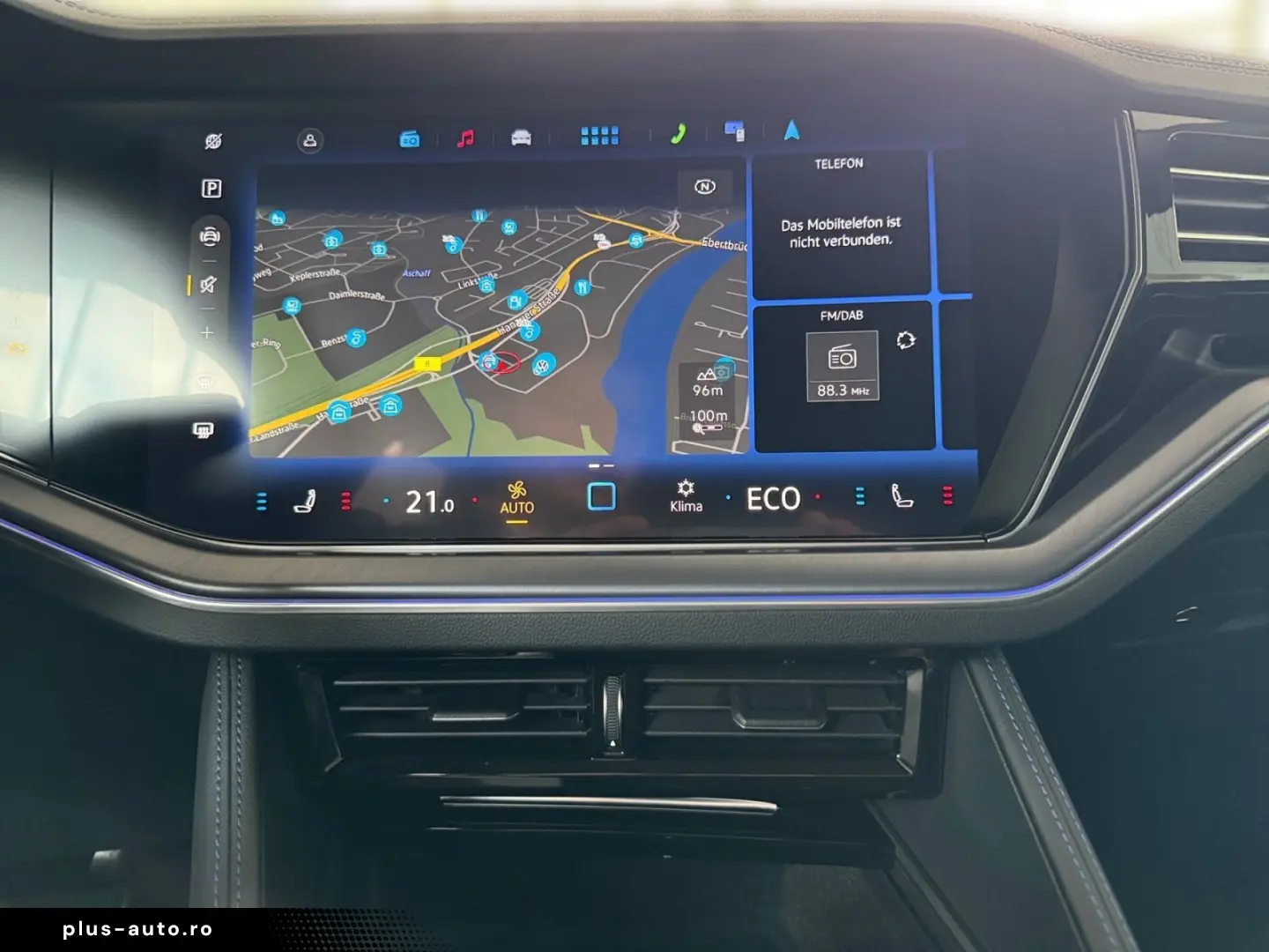 VW Touareg R 3.0TSI eHybrid  KAMERA DYNAUDIO
