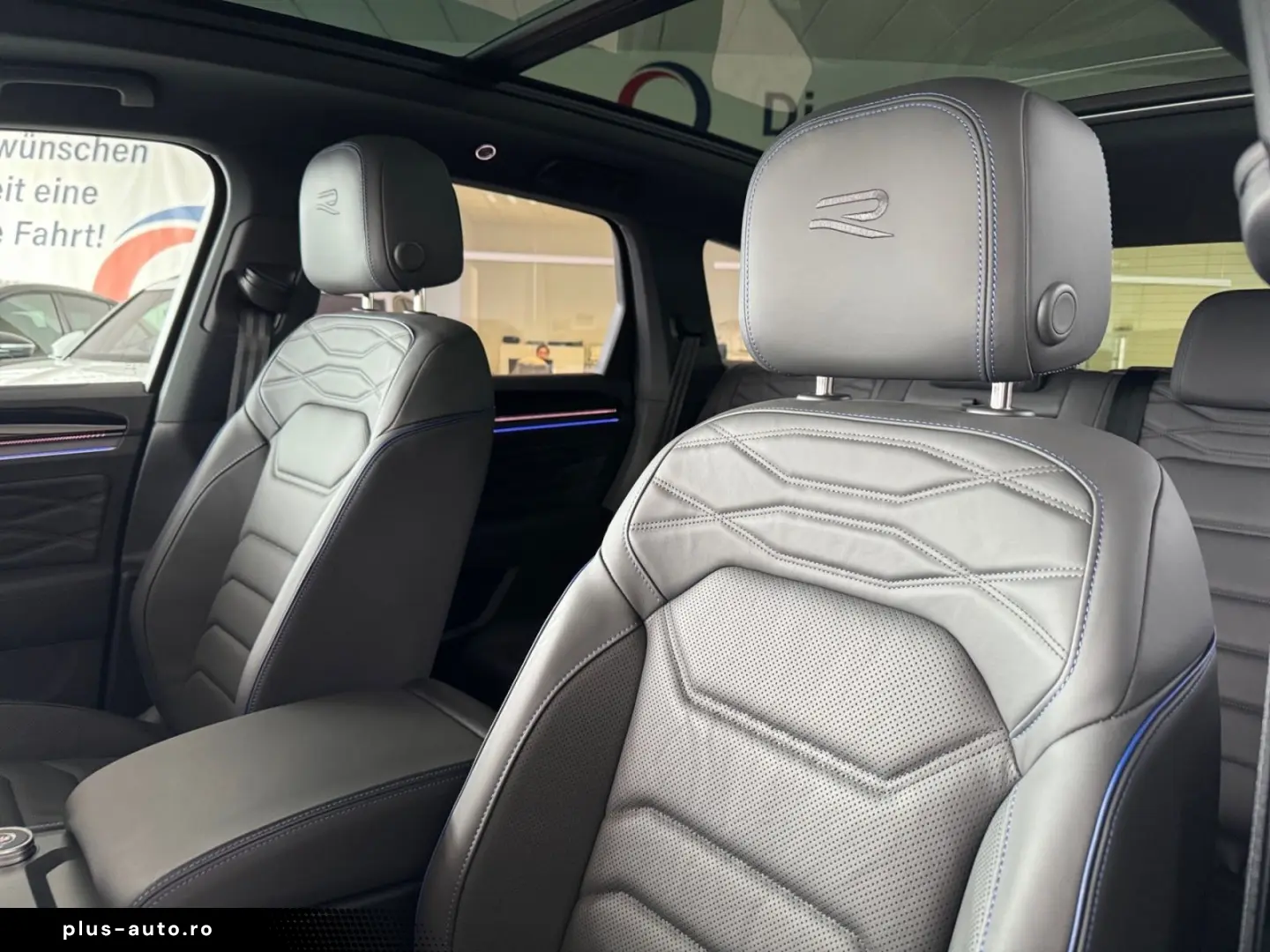 VW Touareg R 3.0TSI eHybrid  KAMERA DYNAUDIO
