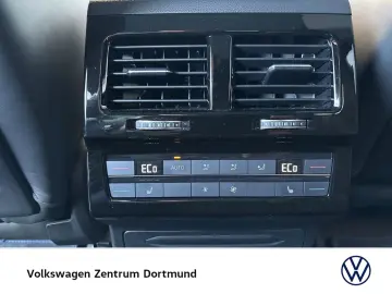 VW Touareg HYBRID R PANO DYNAUDIO 360 CAM ACC LM21