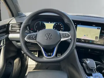 VW Touareg 4Motion R V6 3.0 TSI ACC PDCv h SHZ LED