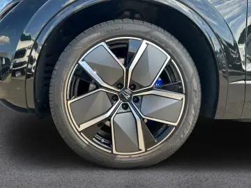 VW Touareg 4Motion R V6 3.0 TSI ACC PDCv h SHZ LED