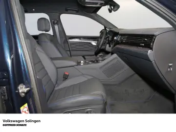 VW Touareg R 3.0l eHybrid MATRIX HUD AHK LEDER