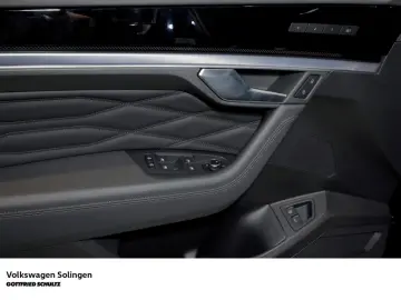 VW Touareg R 3.0l eHybrid MATRIX HUD AHK LEDER