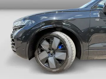 VW Touareg R V6 eHybrid 4MO AHK LUFT NAV LEDER 360
