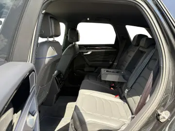 VW Touareg R V6 eHybrid 4MO AHK LUFT NAV LEDER 360