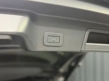 LAND ROVER Range Rover Evoque Dynamic SE  AHK MERIDIAN 360
