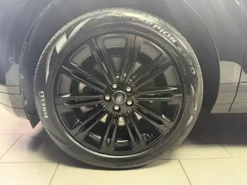LAND ROVER Range Rover Evoque Dynamic SE  AHK MERIDIAN 360