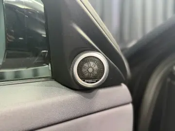 LAND ROVER Range Rover Evoque Dynamic SE  AHK MERIDIAN 360