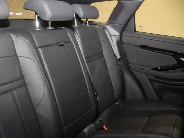 LAND ROVER Range Rover Evoque D200 Dynamic SE Pano Black Pa