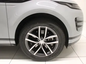 LAND ROVER Range Rover Evoque D200 Dynamic SE Pano Black Pa
