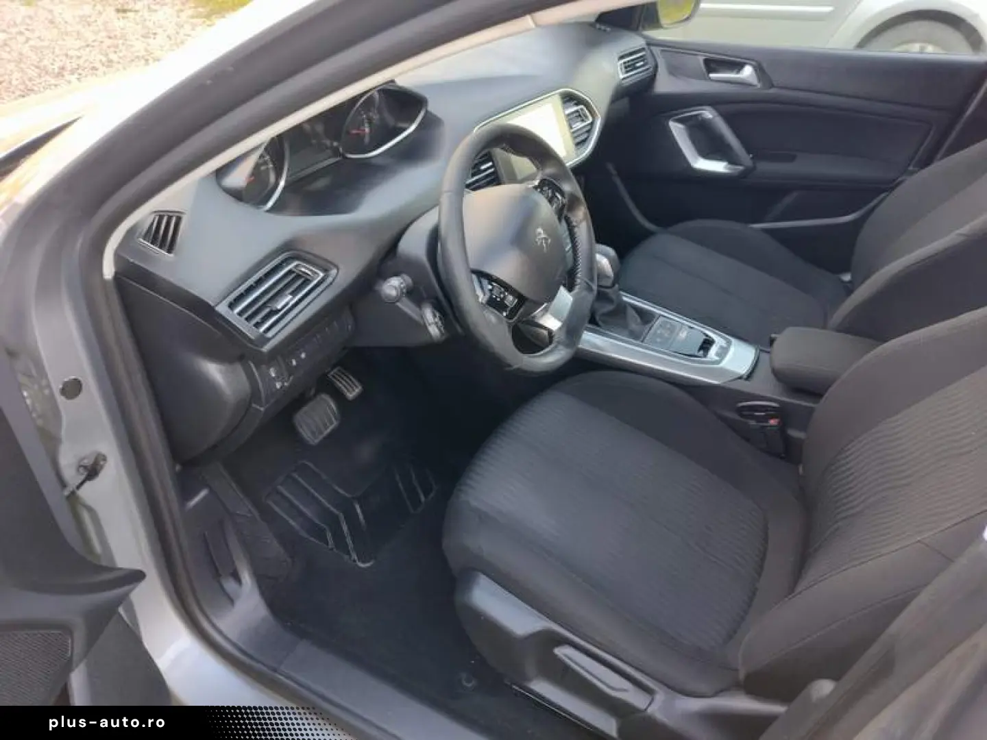 Peugeot 308 2.0HDi 150CP automat - 2 ani garantie