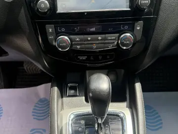Nissan Qashqai Automat 2014 1.6dCi 130Cp Navi Rate Inm RO