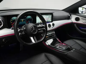 MERCEDES-BENZ E 300 de 9G-Tronic AMG