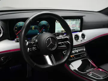 MERCEDES-BENZ E 300 de 9G-Tronic AMG