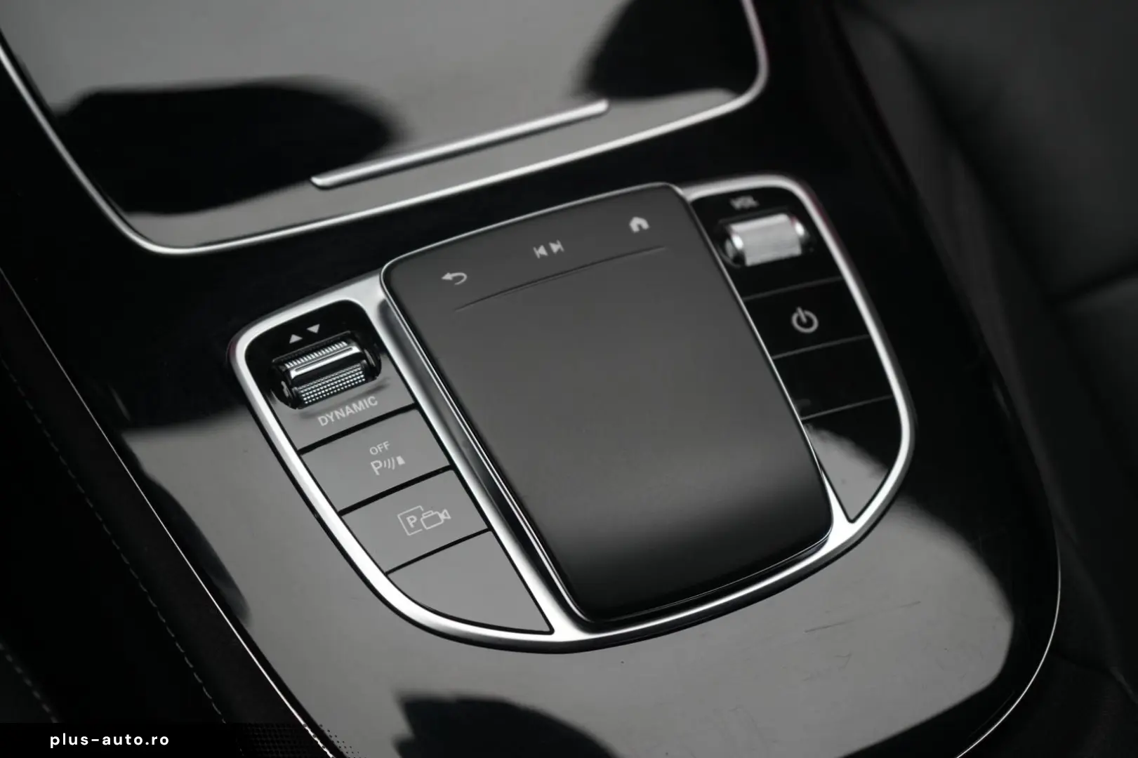 MERCEDES-BENZ E 300 de 9G-Tronic AMG