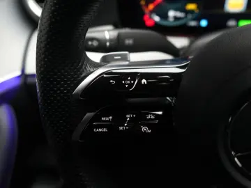 MERCEDES-BENZ E 300 de 9G-Tronic AMG