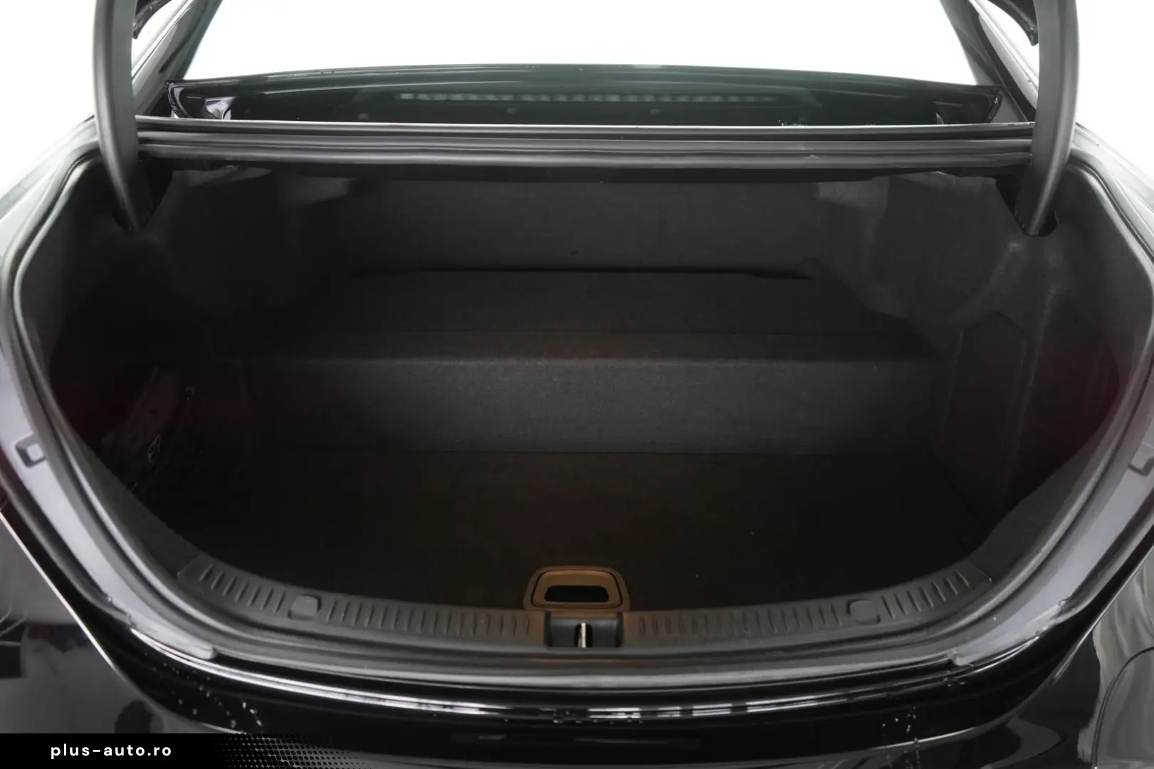 MERCEDES-BENZ E 300 de 9G-Tronic AMG