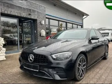 MERCEDES-BENZ E 300 e AMG Line