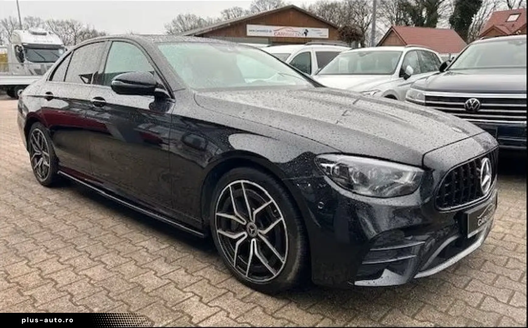 MERCEDES-BENZ E 300 e AMG Line