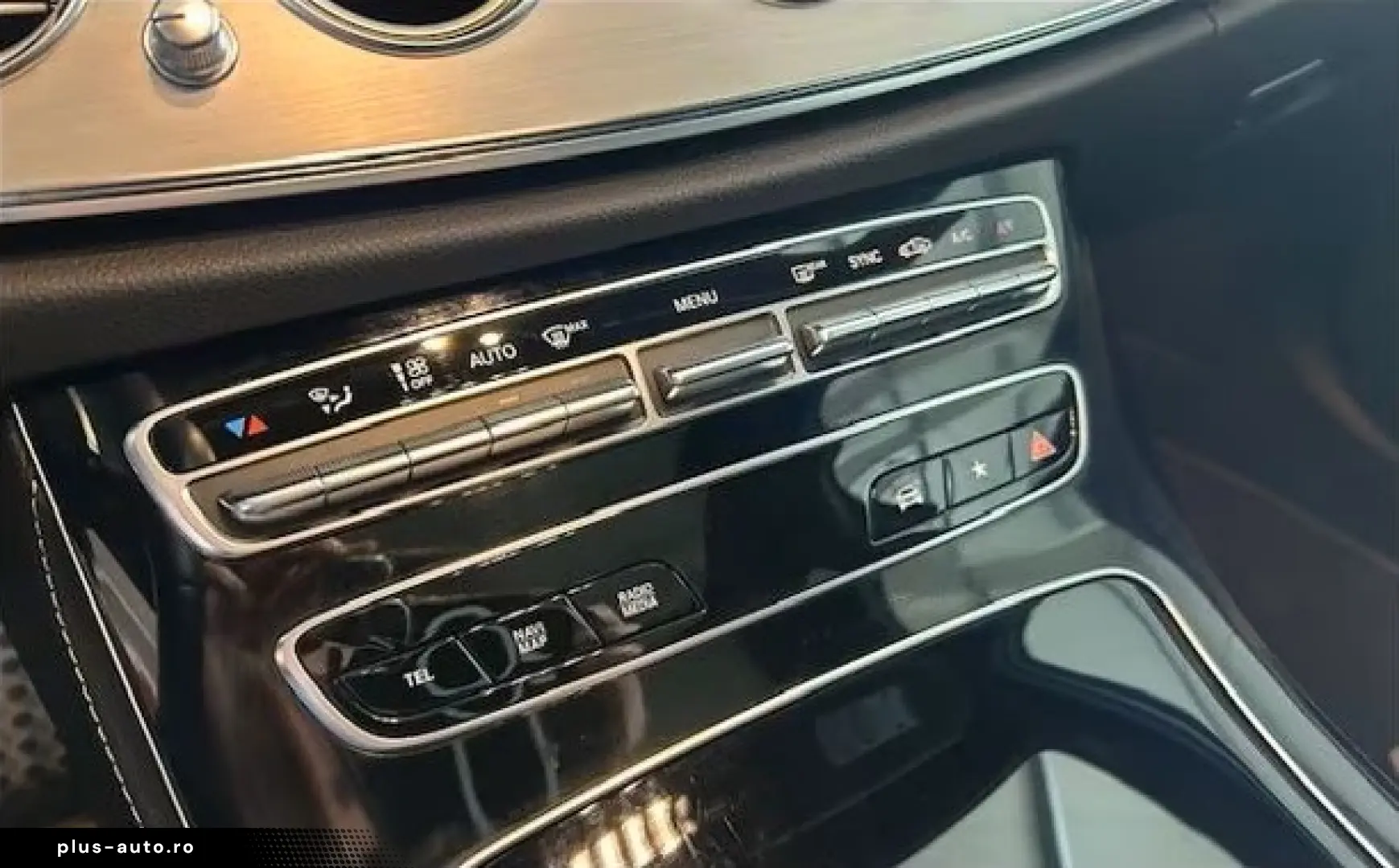 MERCEDES-BENZ E 300 e AMG Line