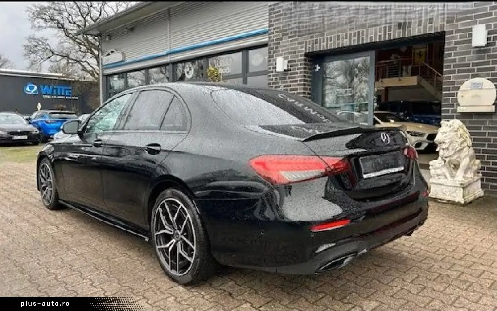 MERCEDES-BENZ E 300 e AMG Line