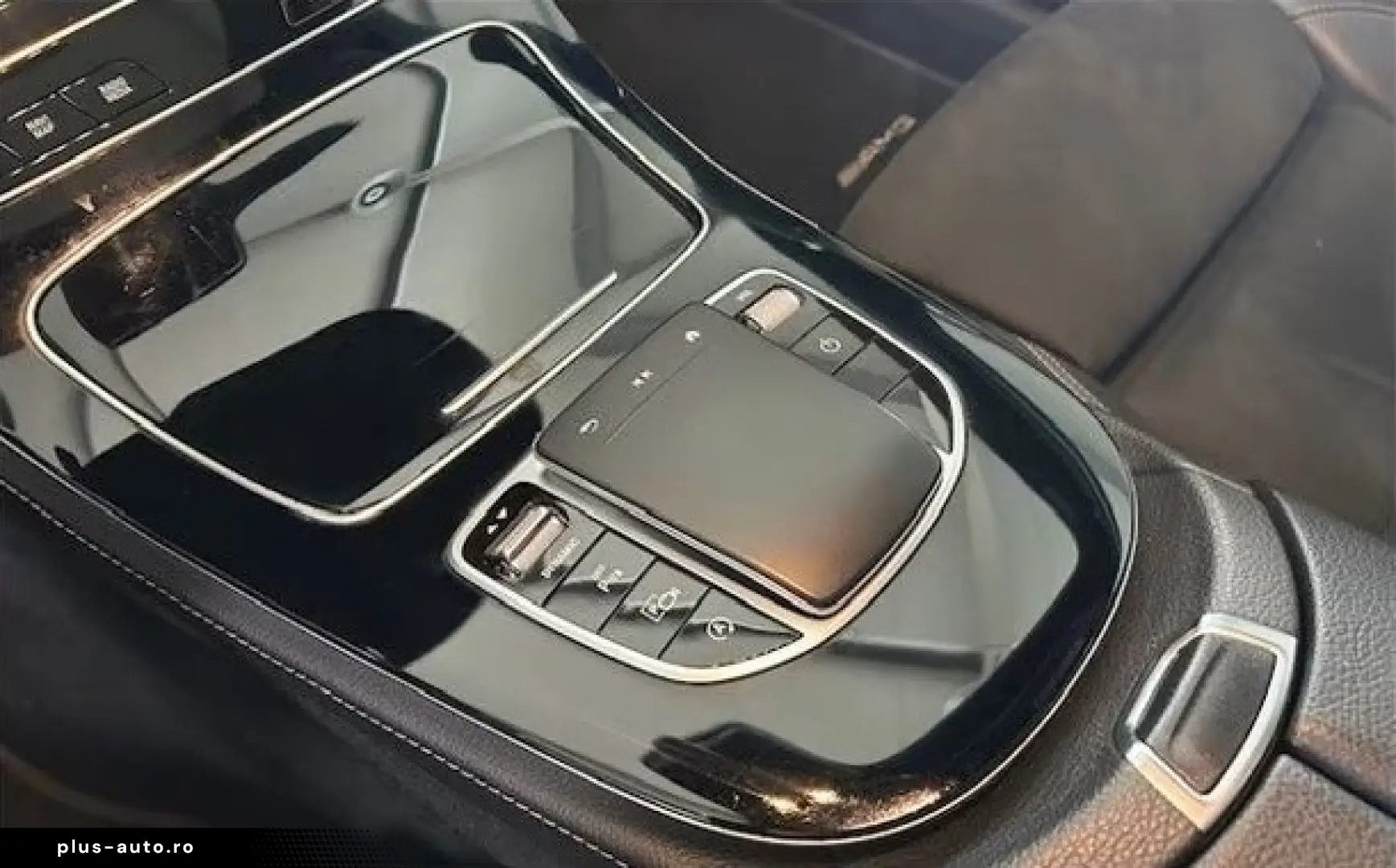MERCEDES-BENZ E 300 e AMG Line
