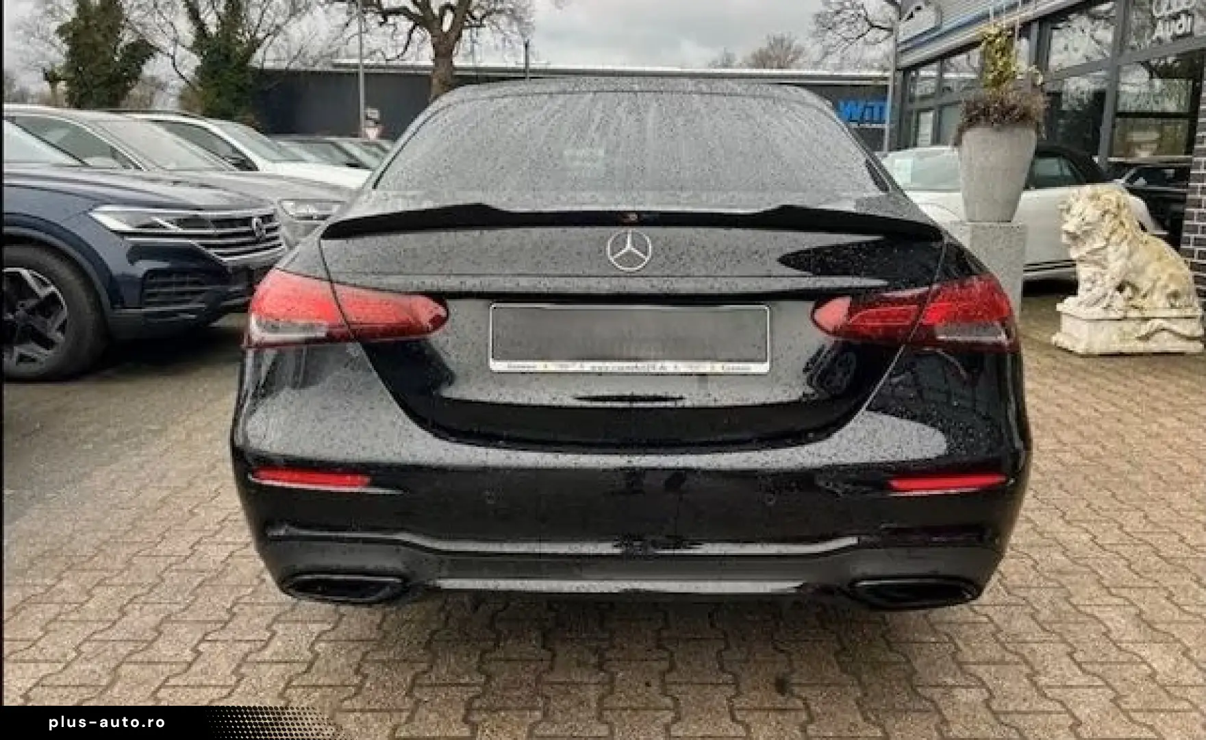 MERCEDES-BENZ E 300 e AMG Line
