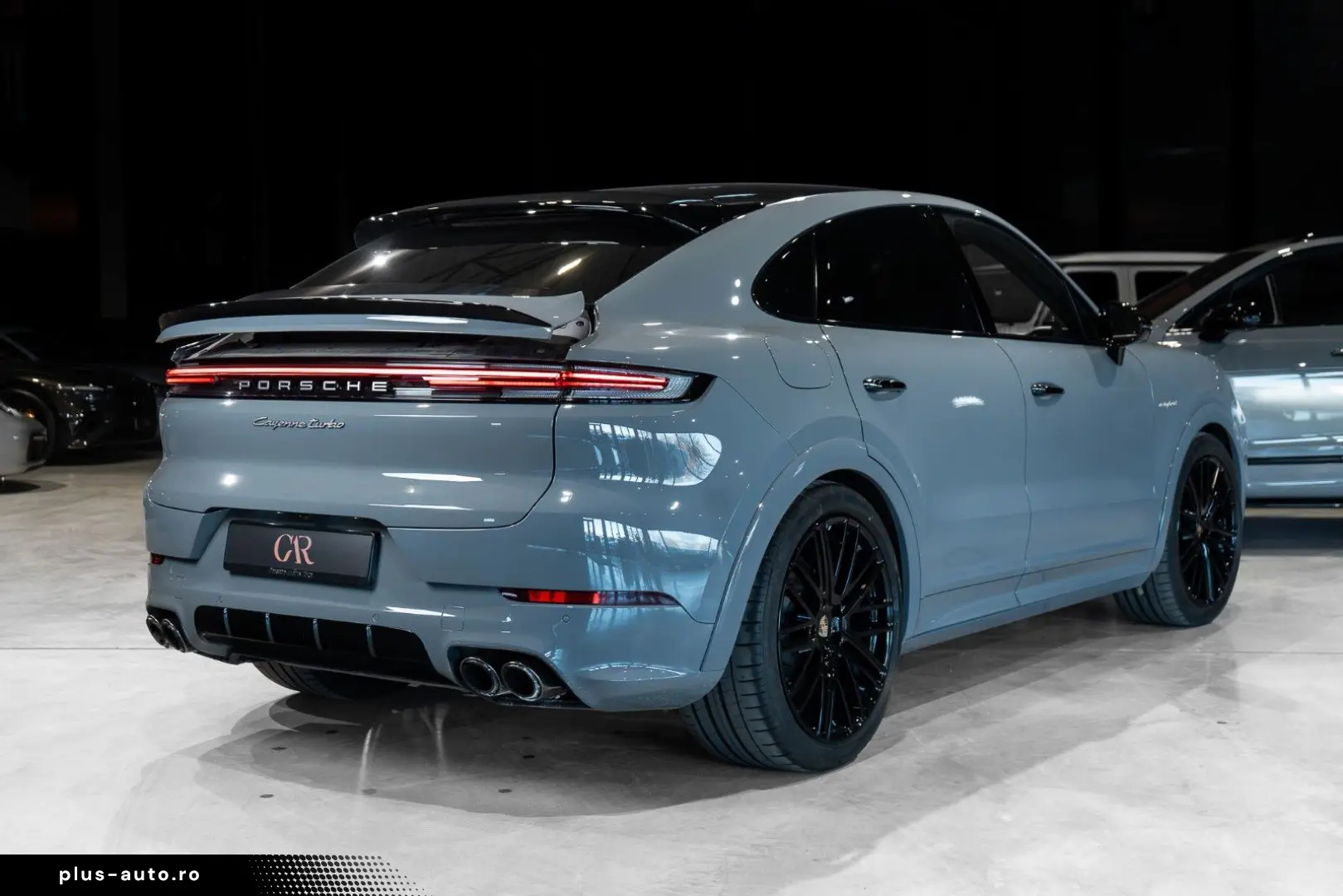 PORSCHE Cayenne Coupe Turbo E-Hybrid HD Matrix 360