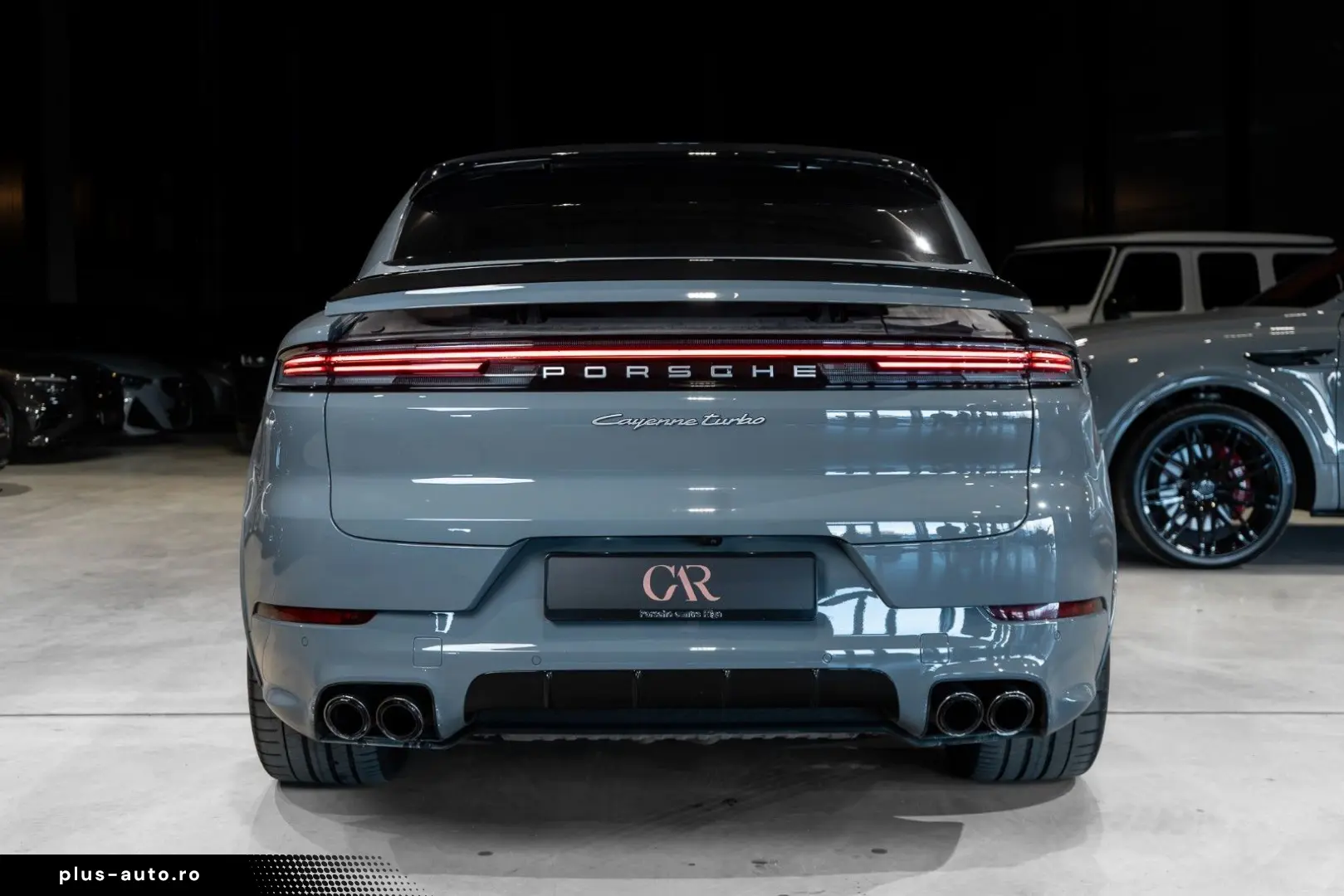 PORSCHE Cayenne Coupe Turbo E-Hybrid HD Matrix 360