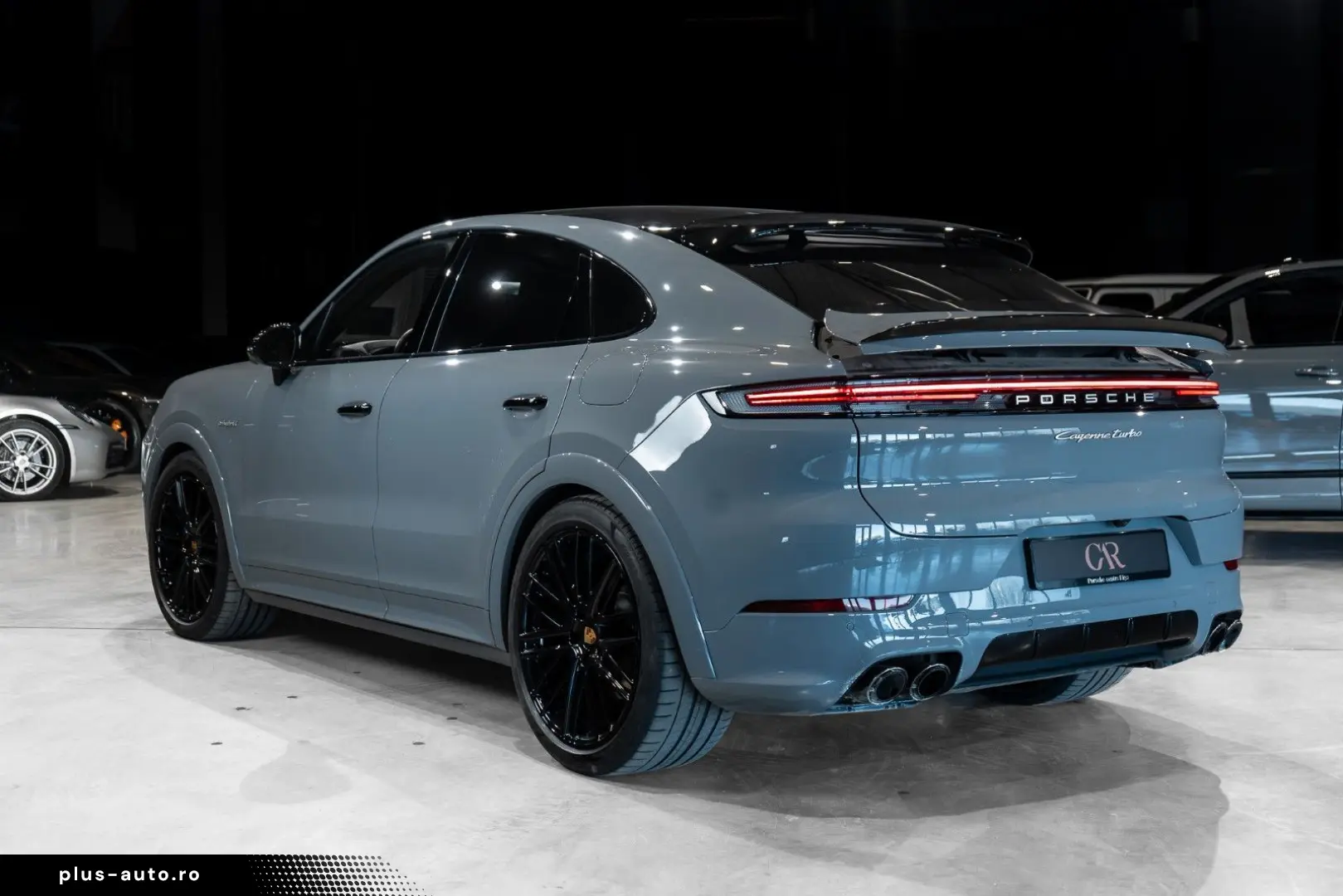 PORSCHE Cayenne Coupe Turbo E-Hybrid HD Matrix 360