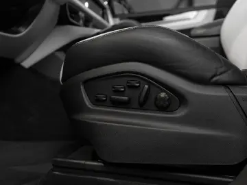 PORSCHE Cayenne Coupe Turbo E-Hybrid HD Matrix 360