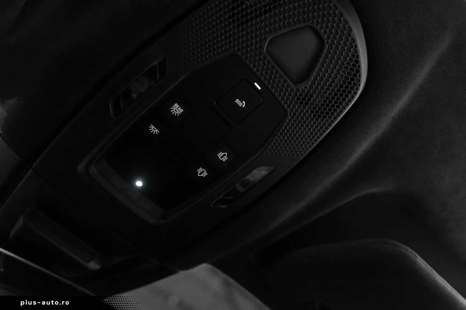 PORSCHE Cayenne Coupe Turbo E-Hybrid HD Matrix 360