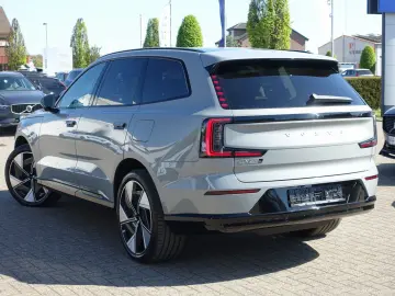 VOLVO EX90 Ultra Twin Motor Elektrisch 360 Cam B&W