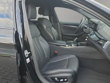 BMW 530 d M-Sport H&K H-UP LASER SITZBLF LEDER 20-ZO