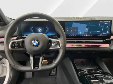 BMW 520d Lim. M Sport Pro HUD H K Sound Lenkradheizu