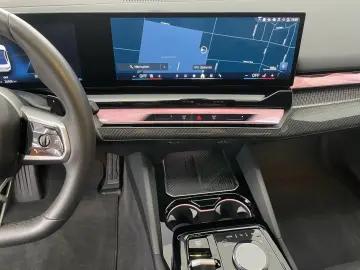 BMW 520d Lim. M Sport Pro HUD H K Sound Lenkradheizu