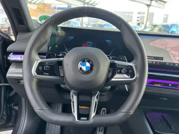 BMW 520d Lim. M-Sport 20-Zoll AHK GARANTIE-06 2030