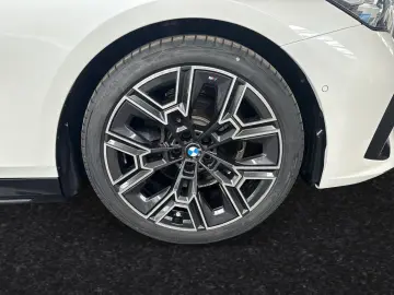 BMW 520d M Sport AHK Pano Autobahnass.