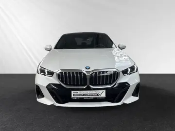 BMW 520d M Sport AHK Pano Autobahnass.