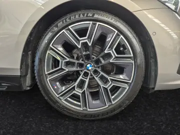 BMW 520d Limousine M Sport Pano 20 LMR Head-Up