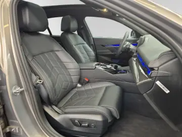 BMW 520d Limousine M Sport Pano 20 LMR Head-Up