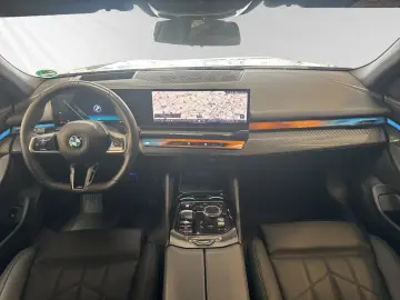 BMW 520d xDrive M Sport AHK 20 LMR DA&PA  H K