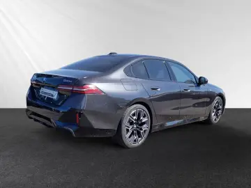 BMW 520d xDrive Limousine MSport Pano 20 LM Standhzg
