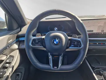 BMW 520d xDrive Limousine MSport Pano 20 LM Standhzg