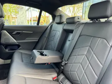 BMW 520d xDrive Limo M Sport PANO h&k DA  PA  St-Hzg