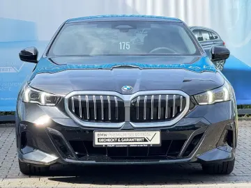 BMW 520d xDrive Limo M Sport PANO h&k DA  PA  St-Hzg