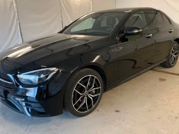 MERCEDES-BENZ E 300 de 4M AMG