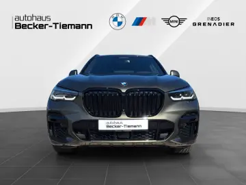 BMW X5 xDrive30d M-Sport  AHK  360   LC Professional